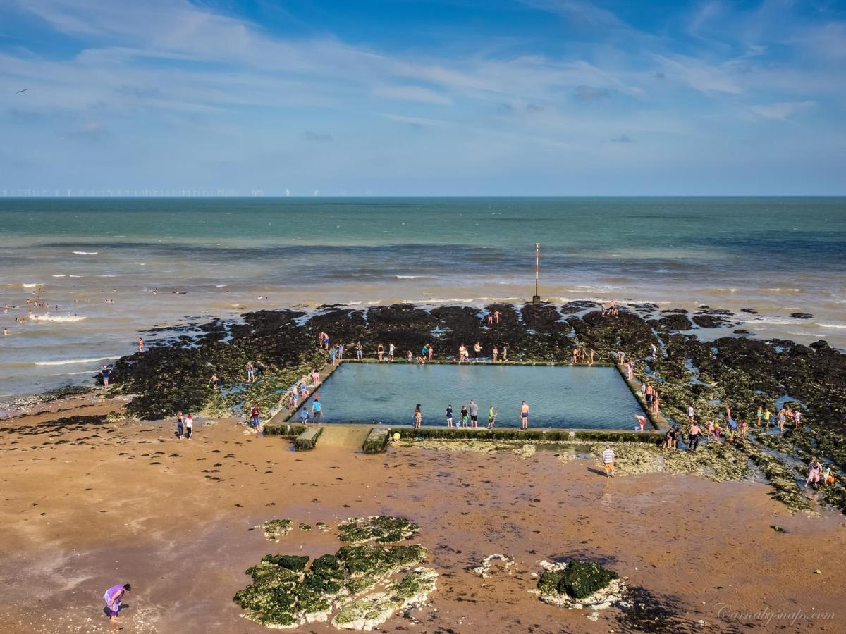 Picturesque Seaside Cottage Next To Viking Bay - Broadstairs Eksteriør billede